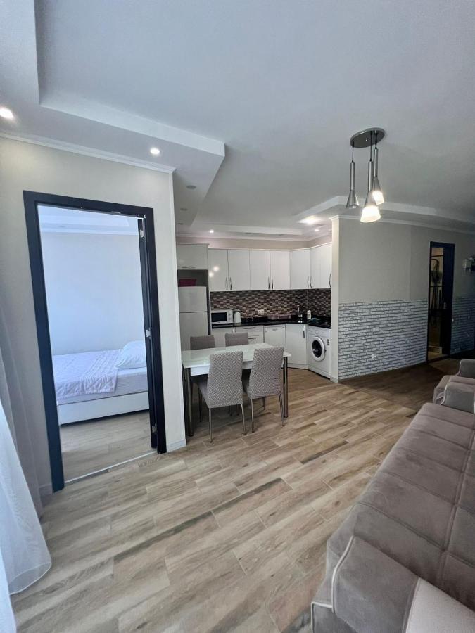 Luxure Apartments Батумі Екстер'єр фото